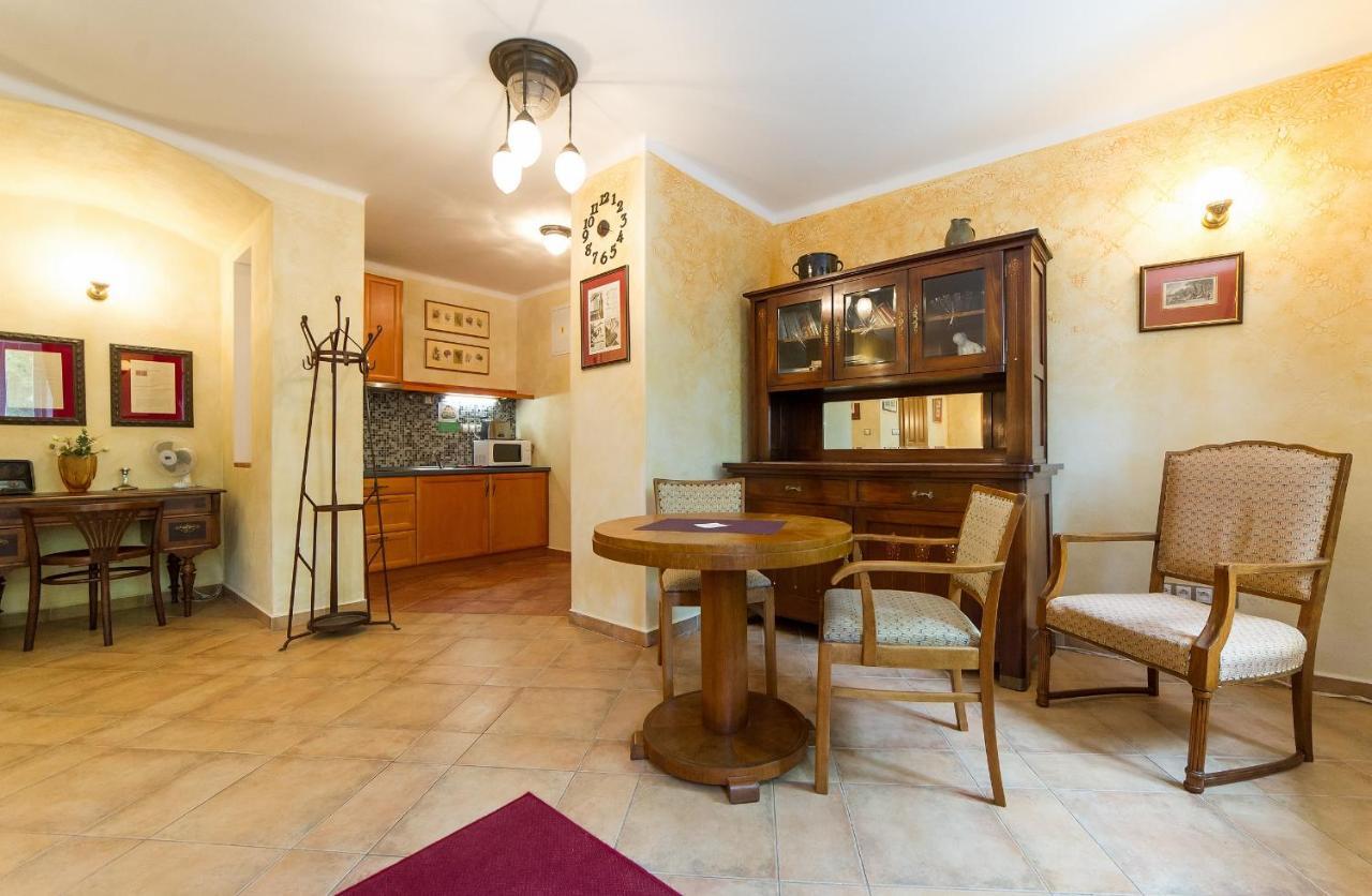 U Zvonu Apartments Cesky Krumlov Exterior photo